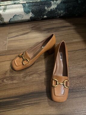 Bibi Lou patent leather horse-bit loafers